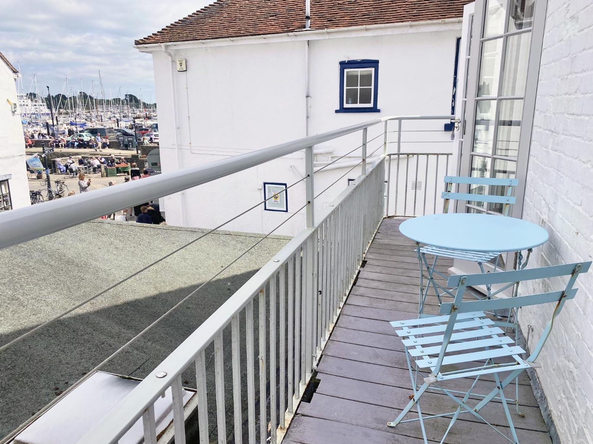 Stylish With Quay And River View * Lymington
