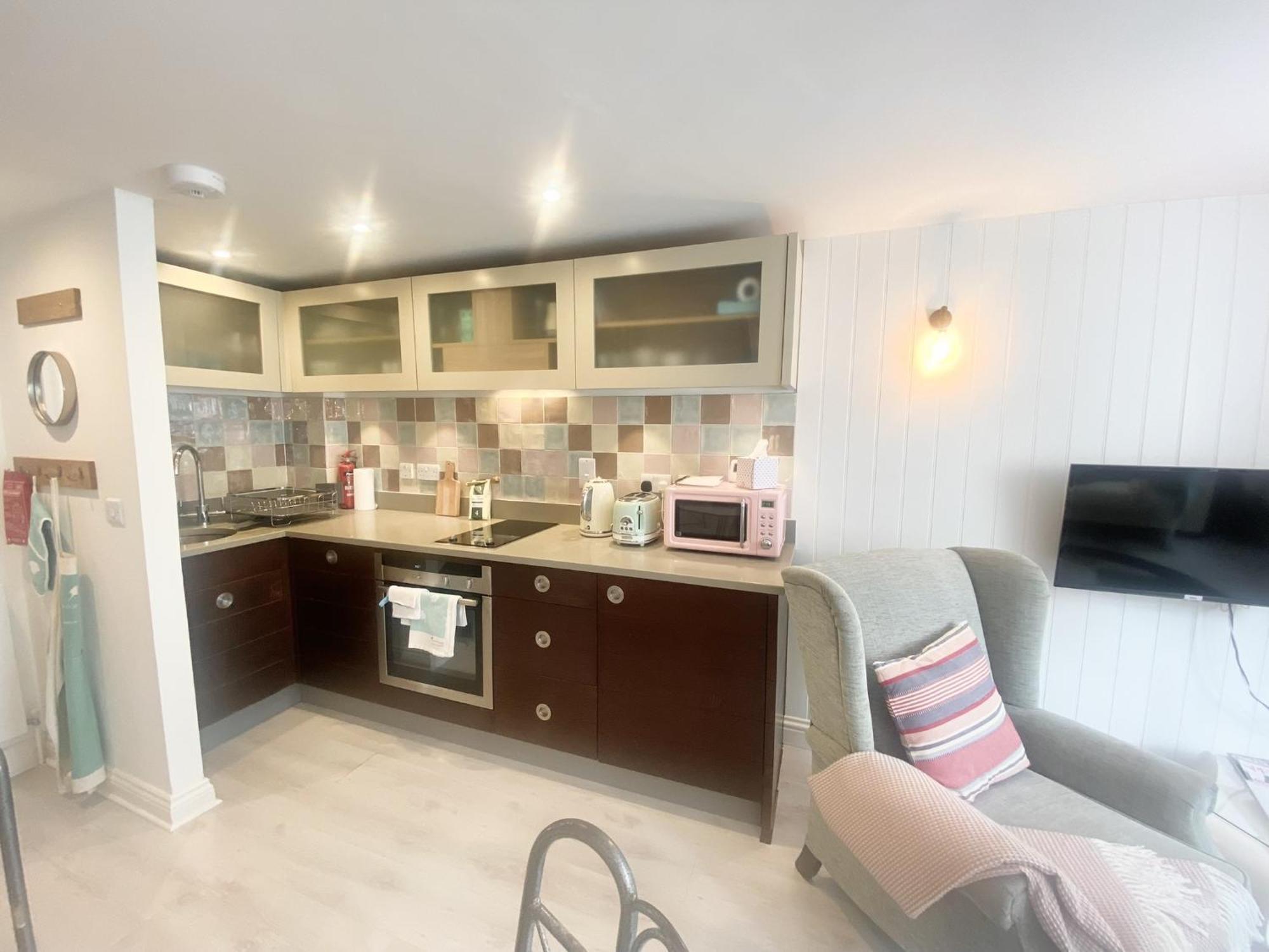 Vakantiehuis Stylish With Quay And River View *