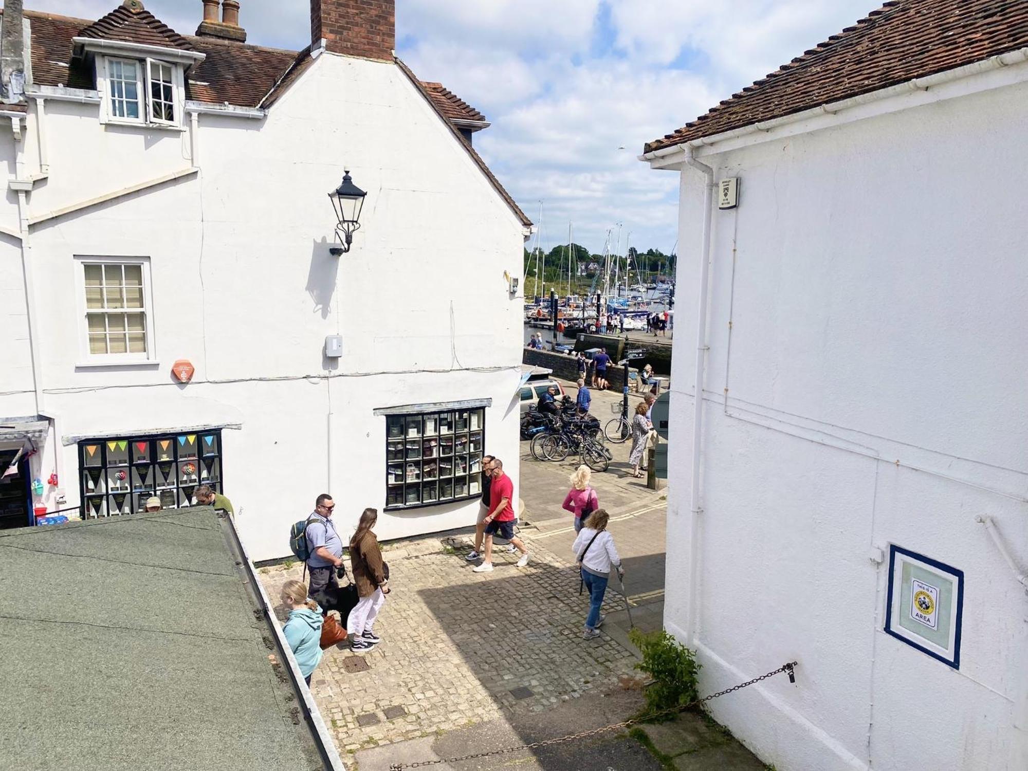 Stylish With Quay And River View Vakantiehuis Lymington